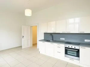 Pronájem bytu 3+1, Praha, 145 m2