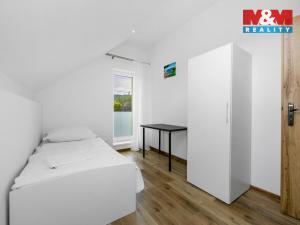 Pronájem rodinného domu, Tetín, 82 m2