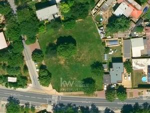 Prodej komerčního pozemku, Praha - Kbely, Toužimská, 985 m2