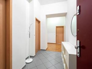 Pronájem bytu 3+kk, Praha - Smíchov, Zborovská, 76 m2