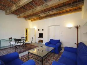 Pronájem bytu 3+1, Praha - Malá Strana, Hroznová, 73 m2