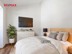 Prodej atypického bytu, Svoboda nad Úpou, Nádražní, 44 m2