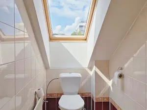 Pronájem kanceláře, Praha - Třebonice, Do zahrádek I, 350 m2