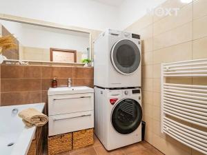 Prodej bytu 3+kk, Hluboká nad Vltavou, Selská pole, 71 m2