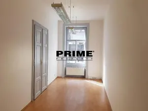 Pronájem kanceláře, Praha - Smíchov, Štefánikova, 70 m2