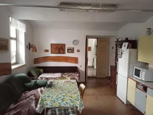 Prodej rodinného domu, Držkov, 360 m2