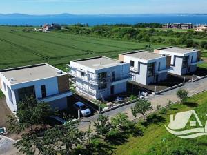 Prodej rodinného domu, Pomorie, Bulharsko, 196 m2