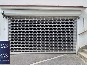 Pronájem garážového stání, Brno, Högrova, 16 m2