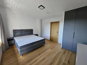 Prodej bytu 3+kk, Černý Důl, 77 m2