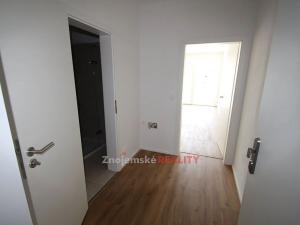 Pronájem bytu 1+kk, Znojmo, Jarošova, 29 m2