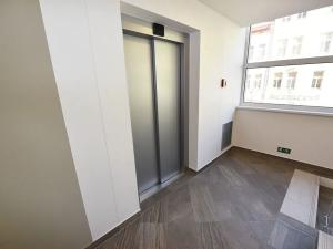 Prodej bytu 2+kk, Praha - Vršovice, Petrohradská, 118 m2