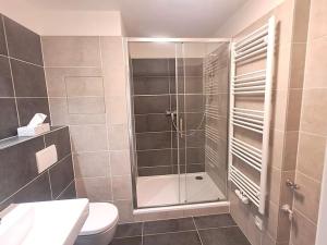 Pronájem bytu 2+kk, Praha - Hlubočepy, Fabiánové, 44 m2