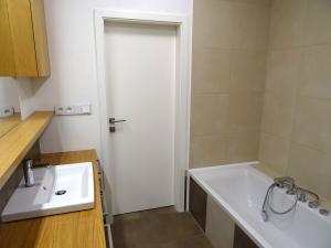 Prodej bytu 3+kk, Olomouc - Povel, Jeremiášova, 82 m2