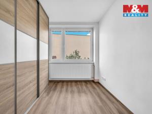 Prodej bytu 3+1, Červený Kostelec - Lhota za Červeným Kostelcem, 17. listopadu, 69 m2