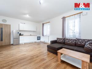 Prodej činžovního domu, Studená, nám. Sv. J. Nepomuckého, 229 m2