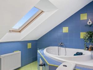 Prodej bytu 4+kk, Nehvizdy, Pražská, 107 m2