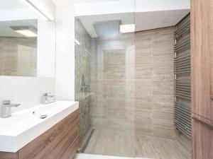 Prodej bytu 2+1, Praha - Nové Město, Soukenická, 78 m2