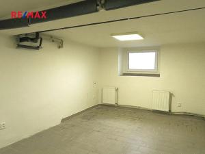 Pronájem obchodního prostoru, Praha - Čimice, Na průhonu, 150 m2