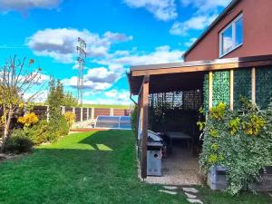 Prodej rodinného domu, Jenštejn, Zlatnická, 137 m2