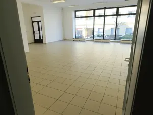 Pronájem obchodního prostoru, Uherský Brod, 110 m2