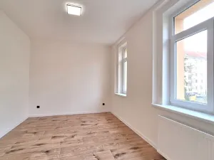 Pronájem bytu 3+kk, Praha - Břevnov, Bělohorská, 64 m2
