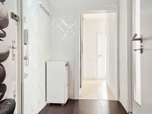 Pronájem bytu 3+1, Praha - Hlubočepy, Lamačova, 63 m2