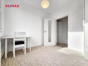 Pronájem bytu 3+1, Praha - Hlubočepy, Lamačova, 63 m2