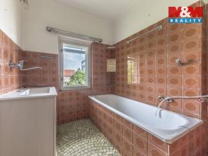 Prodej rodinného domu, Bělá pod Bezdězem, Husova, 240 m2