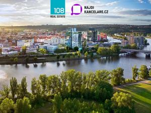 Pronájem kanceláře, Praha - Holešovice, Jankovcova, 477 m2