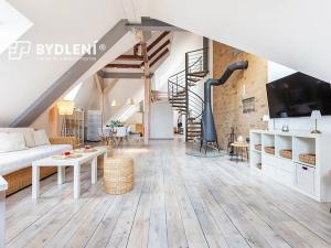 Prodej bytu 2+kk, Teplice, Kollárova, 163 m2