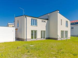 Prodej rodinného domu, Milovice, Modřínová, 104 m2