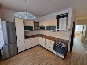 Pronájem bytu 2+1, Cheb, Přátelství, 49 m2