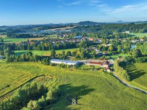 Prodej komerčního pozemku, Brniště, 13896 m2