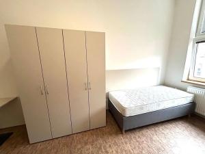 Pronájem bytu 1+kk, Praha - Smíchov, Křížová, 22 m2