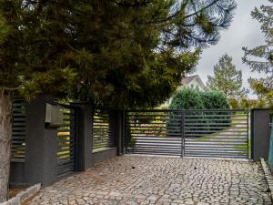 Prodej rodinného domu, Domašov u Šternberka, 550 m2