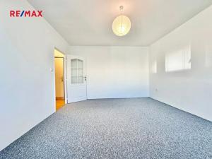 Pronájem bytu 1+kk, Pardubice, Gagarinova, 28 m2