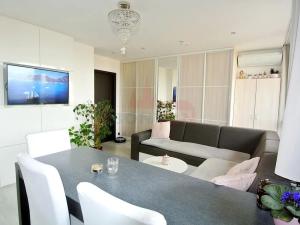 Prodej bytu 3+1, Praha - Podolí, Kaplická, 62 m2