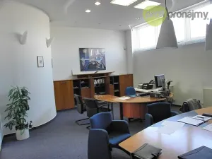 Pronájem obchodního prostoru, Vyškov, Dobrovského, 286 m2