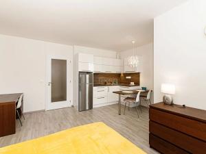 Pronájem bytu 1+kk, Praha - Vysočany, Strnadových, 33 m2