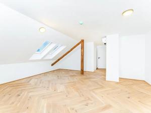 Prodej bytu 2+kk, Praha - Vršovice, Žitomírská, 54 m2