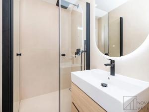 Pronájem bytu 2+kk, Praha - Žižkov, Květinková, 50 m2