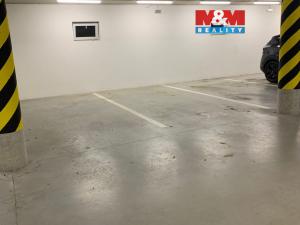 Pronájem garážového stání, Plzeň, U Velkého rybníka, 25 m2