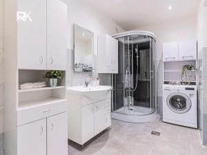 Prodej rodinného domu, Zásmuky, Komenského nám., 133 m2