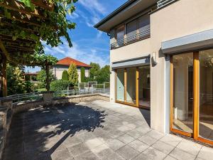 Prodej rodinného domu, Úholičky, Nade Dvorem, 192 m2