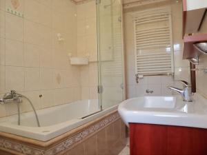 Prodej bytu 3+1, Benešov, Na Spořilově, 71 m2