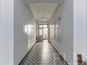 Pronájem bytu 2+kk, Praha - Smíchov, Plzeňská, 30 m2