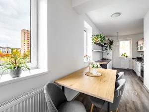 Prodej bytu 3+1, České Budějovice, Dubenská, 77 m2