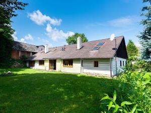 Prodej rodinného domu, Běšiny, 269 m2