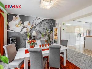 Prodej vily, České Velenice, Komenského, 247 m2