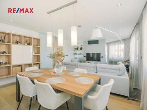 Prodej atypického bytu, Pardubice, Nerudova, 160 m2